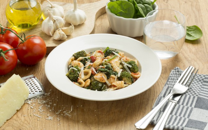 Recept Mini Conchiglie met tomatensaus, broccoli en spinazie Grand'Italia